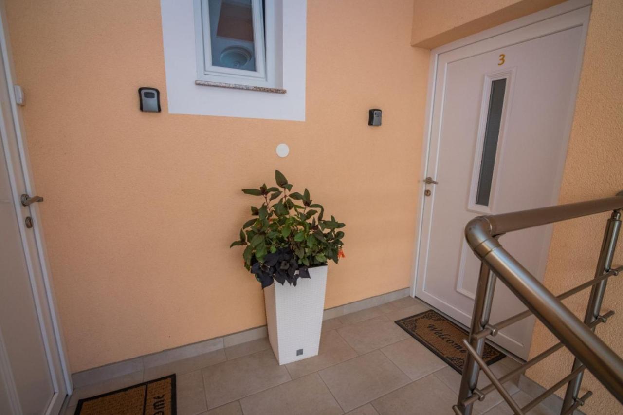 Apartment Pikulo Novalja Zewnętrze zdjęcie